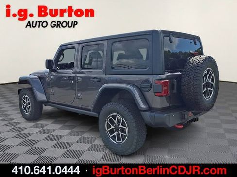 New 2025 Jeep Wrangler Unlimited Rubicon w/ Convenience Group AWD/4WD image 3