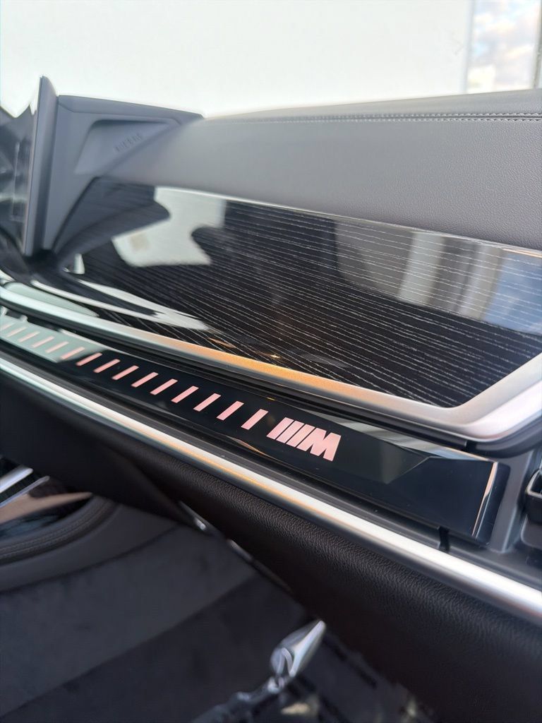 New 2026 BMW X7 M60i AWD/4WD image 35