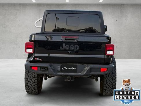 Used 2022 Jeep Gladiator Sport AWD/4WD image 15