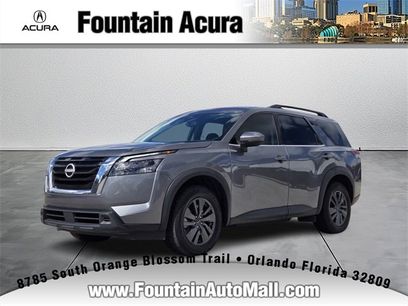 Used 2023 Nissan Pathfinder SV