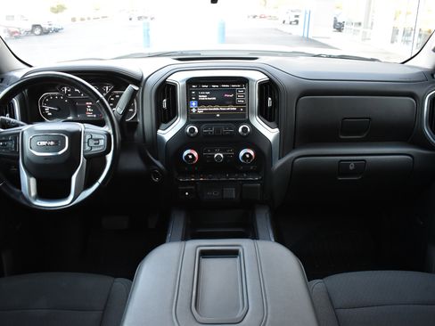 Used 2021 GMC Sierra 1500 Elevation w/ Preferred Package image 16