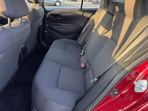 Used 2022 Toyota Corolla LE FWD image 14