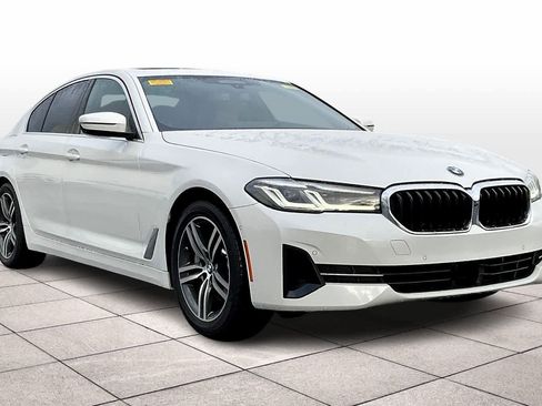 Used 2021 BMW 530e xDrive image 2