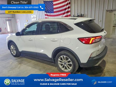 Used 2021 Ford Escape SE w/ Cold Weather Package FWD image 3