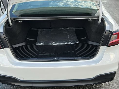 Used 2024 Subaru Legacy Premium image 23