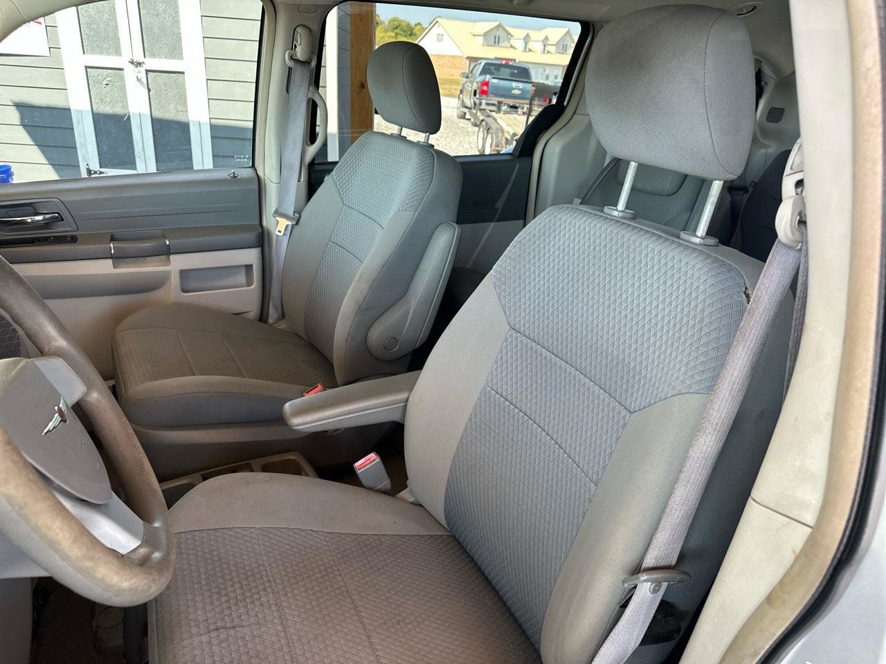Used 2009 Chrysler Town & Country LX w/ PWR Convenience Group FWD image 27