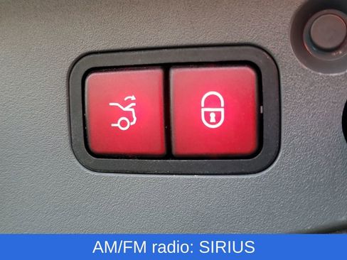 Used 2009 Mercedes-Benz SL 550 image 9