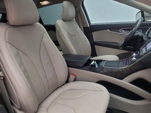 Used 2018 Lincoln MKX Reserve image 21