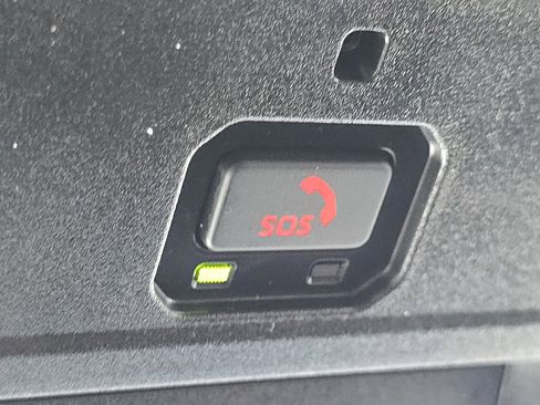 Used 2023 Toyota Tundra SR5 image 6