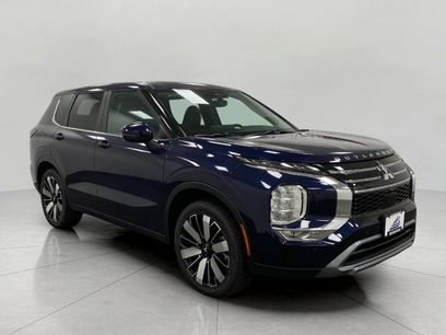 New 2025 Mitsubishi Outlander SE
