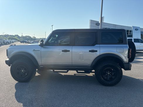 Used 2023 Ford Bronco Wildtrak AWD/4WD image 8
