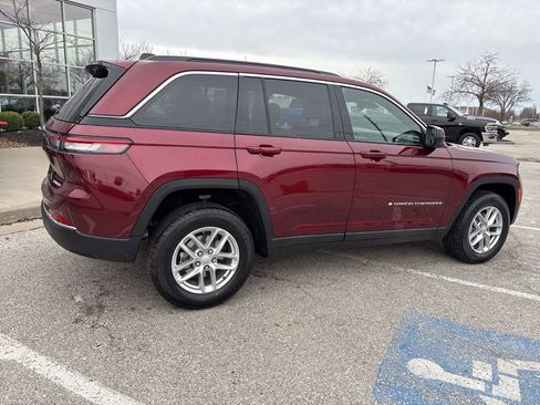 New 2026 Jeep Grand Cherokee Laredo AWD/4WD image 33