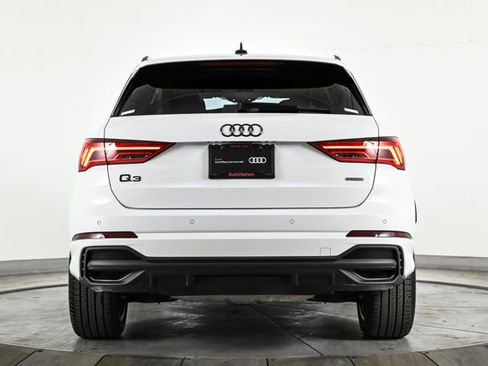 Certified 2025 Audi Q3 2.0T Premium Plus w/ Premium Plus Package image 7