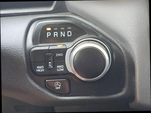 Used 2020 RAM 1500 Tradesman w/ SXT Appearance Group AWD/4WD image 26