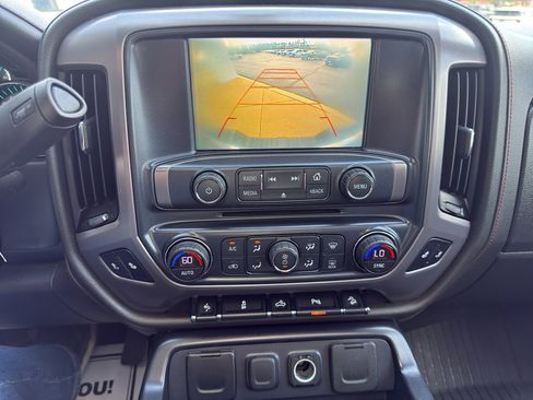 Used 2017 GMC Sierra 1500 SLT AWD/4WD image 18