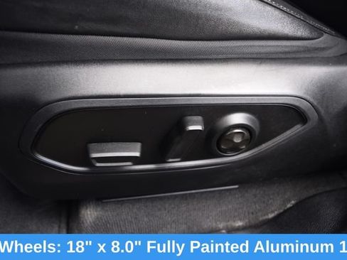 Used 2023 Jeep Grand Cherokee L Laredo AWD/4WD image 21