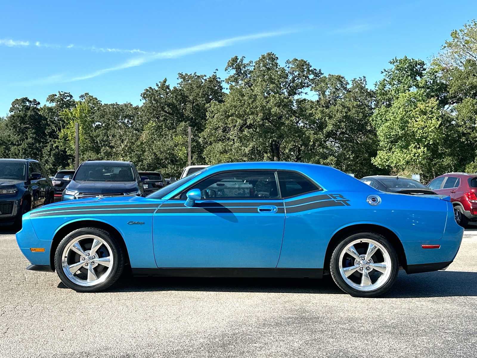 Used 2010 Dodge Challenger R/T RWD image 12