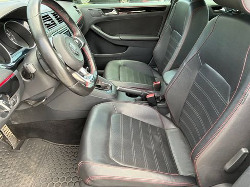 Used 2016 Volkswagen Jetta GLI FWD image 12