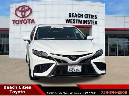 Certified 2024 Toyota Camry SE w/ TRD Appearance Package (TMS) image 3