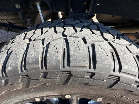 Used 2018 Toyota Tundra SR5 image 33