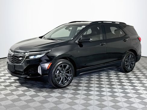 Used 2023 Chevrolet Equinox RS FWD image 4