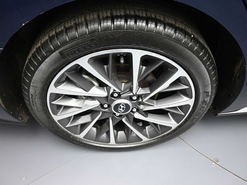 Certified 2022 Hyundai Sonata Limited FWD image 12