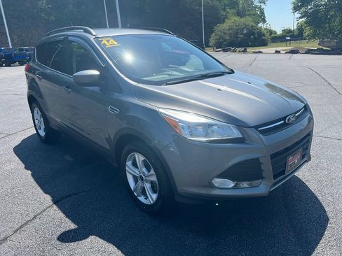 Used 2014 Ford Escape SE w/ Equipment Group 201A AWD/4WD image 1
