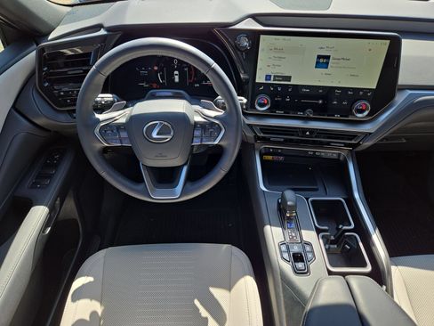 Certified 2025 Lexus TX 350 AWD w/ Technology Package image 14