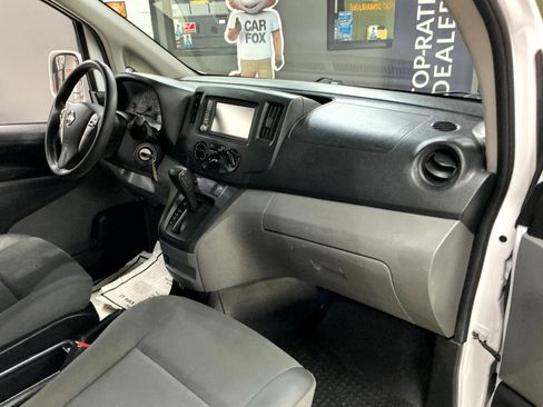 Used 2021 Nissan NV200 SV w/ Back Door Glass Package image 25