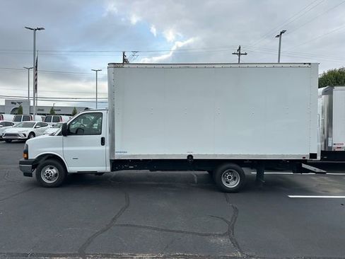 New 2024 GMC Savana 3500 Extended w/ Power Convenience Package image 2