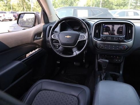 Used 2019 Chevrolet Colorado Z71 w/ Z71 Midnight Edition AWD/4WD image 21