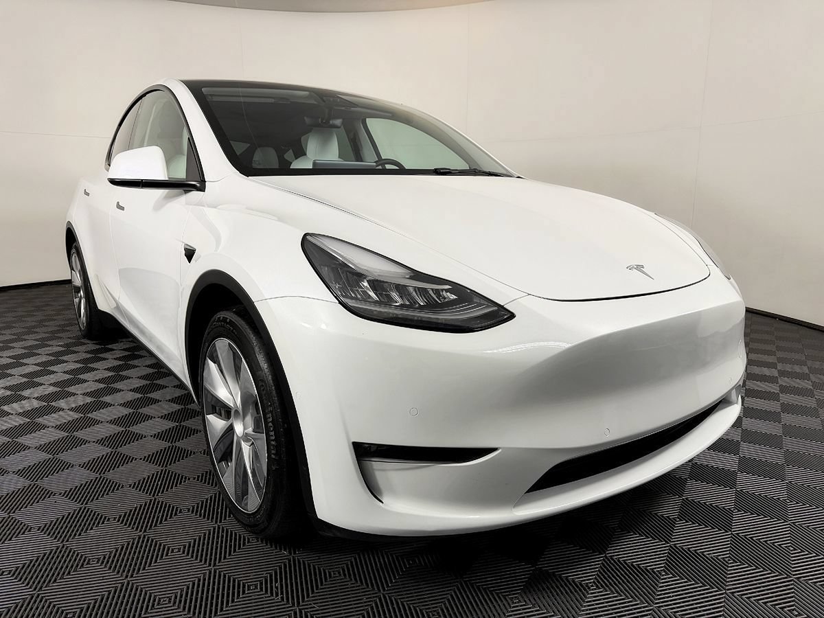 Used 2021 Tesla Model Y Long Range AWD/4WD image 5