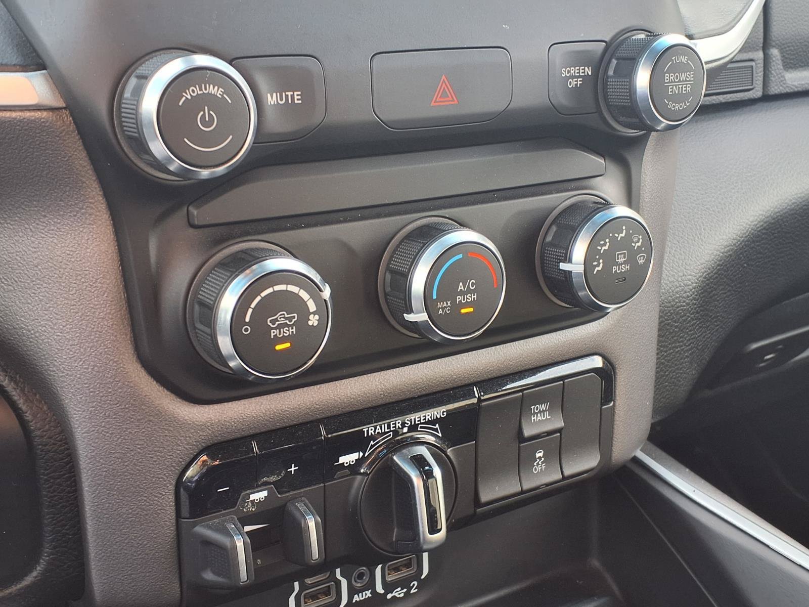 Used 2021 RAM 1500 Big Horn AWD/4WD image 19