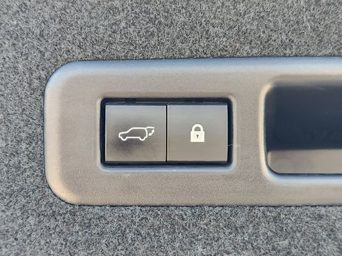 Used 2020 Lexus RX 350L FWD w/ Premium Package image 41