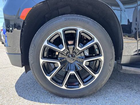 Certified 2024 Chevrolet Tahoe RST w/ Luxury Package RWD image 5
