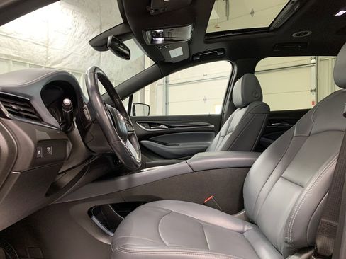 Used 2024 Buick Enclave Essence w/ Experience Buick Package image 4