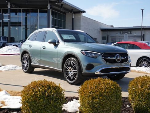 New 2026 Mercedes-Benz GLC 300 4MATIC image 1