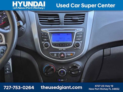 Used 2013 Hyundai Accent GS image 18
