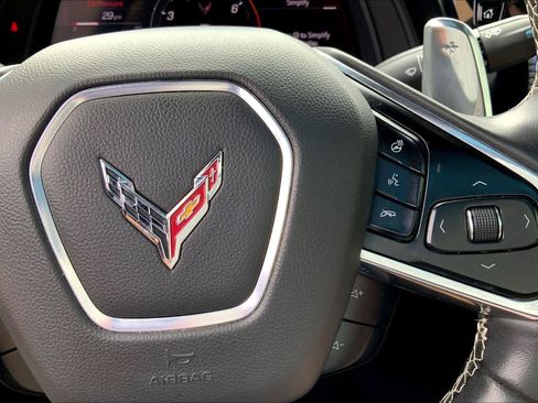 Used 2021 Chevrolet Corvette Stingray Preferred Cpe w/ Z51 Performance Package RWD image 25
