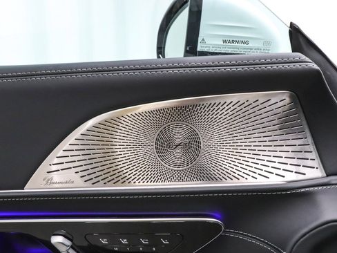 Used 2023 Mercedes-Benz SL 63 AMG 4MATIC image 19