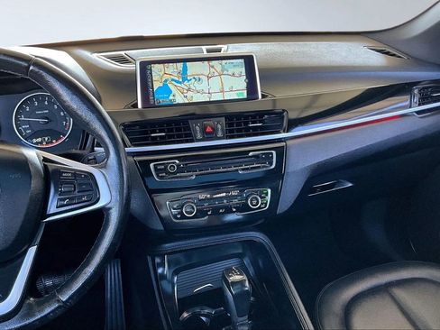 Used 2017 BMW X1 sDrive28i image 9