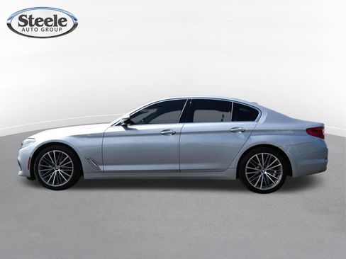 Used 2017 BMW 540i RWD image 4