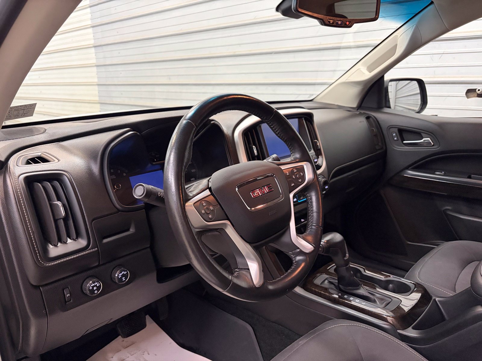 Used 2018 GMC Canyon SLE w/ SLE Convenience Package AWD/4WD image 12