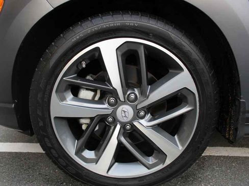 Used 2021 Hyundai Kona Limited w/ Cargo Package image 26