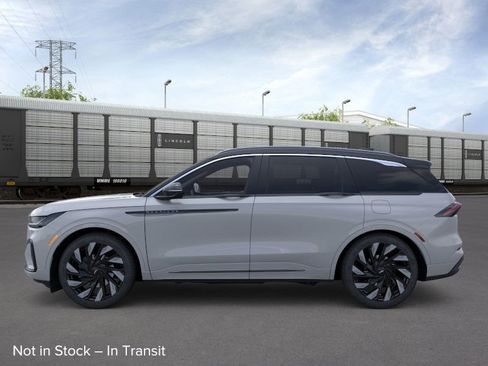 New 2026 Lincoln Nautilus Black Label w/ Jet Appearance Package image 3