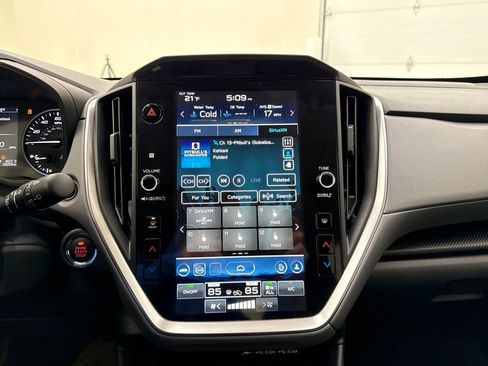 Certified 2025 Subaru Crosstrek 2.0i Premium image 17