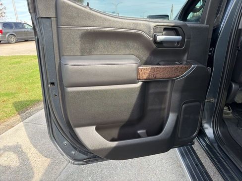 Used 2021 GMC Sierra 1500 Denali w/ Denali Ultimate Package image 16