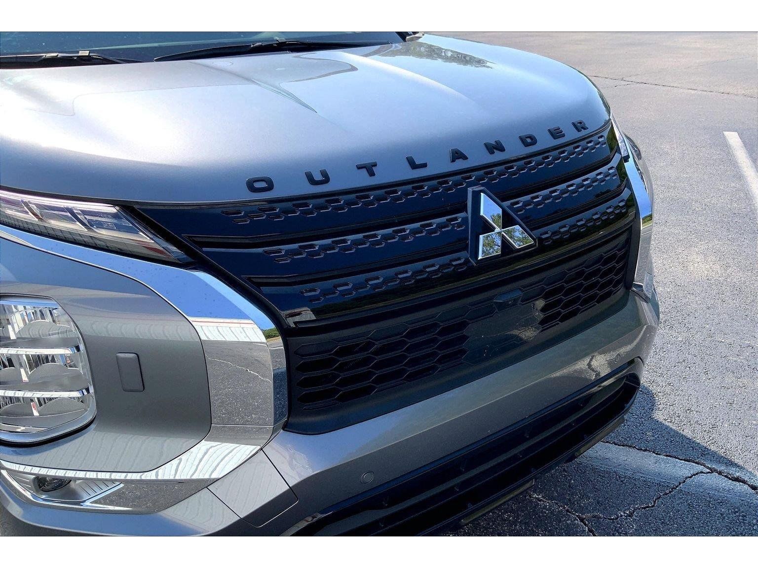 Used 2023 Mitsubishi Outlander SE Black Edition AWD/4WD image 30