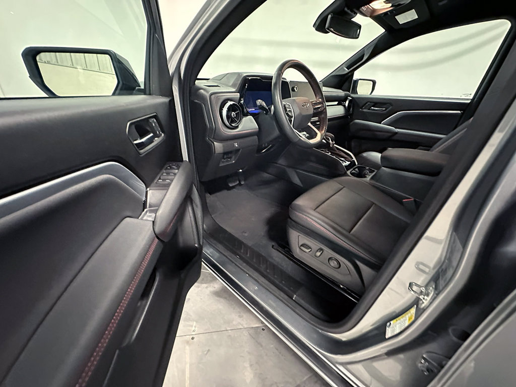 Used 2024 Chevrolet Colorado Z71 w/ Z71 Convenience Package 2 AWD/4WD image 20