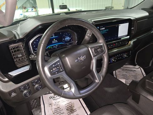 Used 2024 Chevrolet Silverado 1500 RST w/ Z71 Off-Road Package AWD/4WD image 19